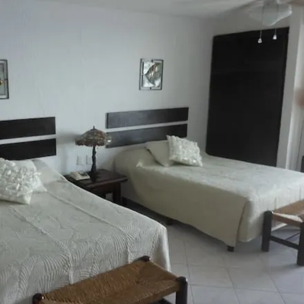 Buy this 1 bed apartment on Hotel Krystal Cancún in Boulevard Kukulcán Km 8.5-Km. 9 Lotes 9 y 9A, 77500 Cancún