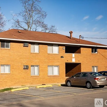 Rent this 1 bed apartment on 437 Inglewood Blvd
