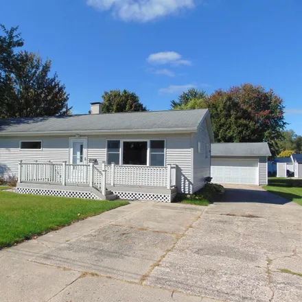 Buy this 3 bed house on 620 South Ithaca Street in Ithaca, Gratiot County