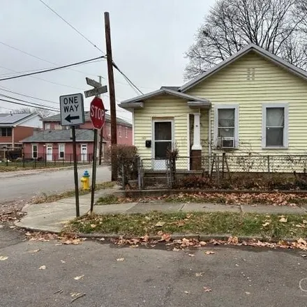Buy this 1 bed house on 101 Park Drive in Walnut Hills, Dayton