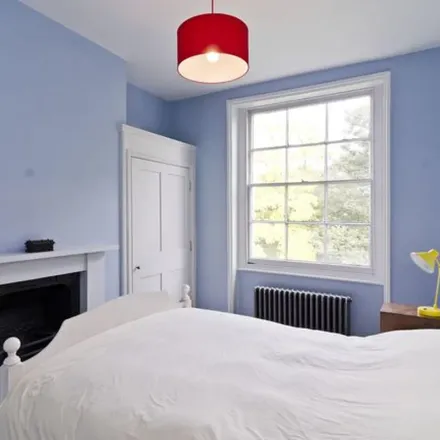 Image 1 - 55A Barnsbury Street, London, N1 1EJ, United Kingdom - Townhouse for rent