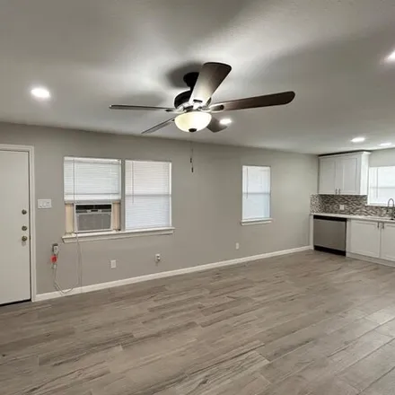 Image 3 - 3173 Arbor Street, Houston, TX 77004, USA - Apartment for rent