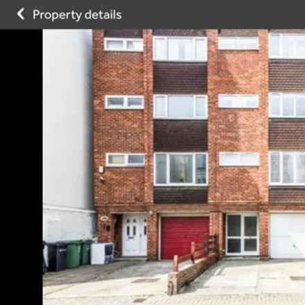 Rent this 5 bed townhouse on 50a Nightingale Road in Portsmouth, PO5 3JJ