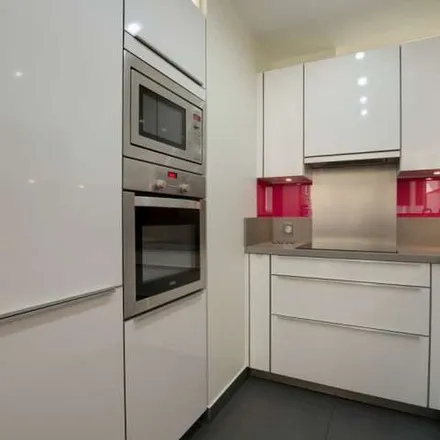 Image 5 - 27 Avenue Carnot, 75017 Paris, France - Apartment for rent