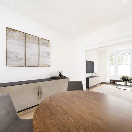 Image 7 - 9 Clarence Road, London, NW6 7TG, United Kingdom - Apartment for rent