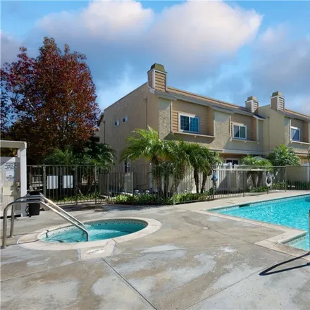 Buy this 2 bed condo on 300 Victoria Street in Thurin, Costa Mesa