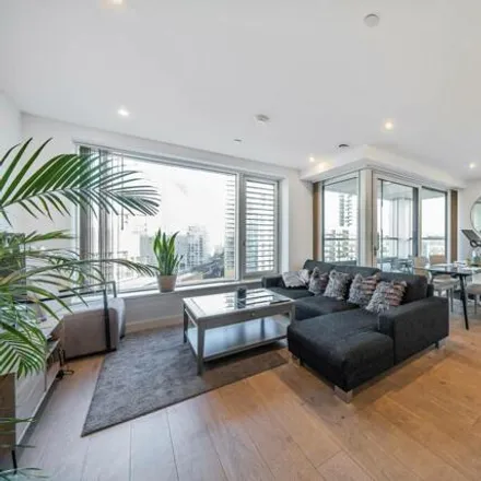 Buy this 2 bed apartment on Hurlock Heights in Deacon Street, London