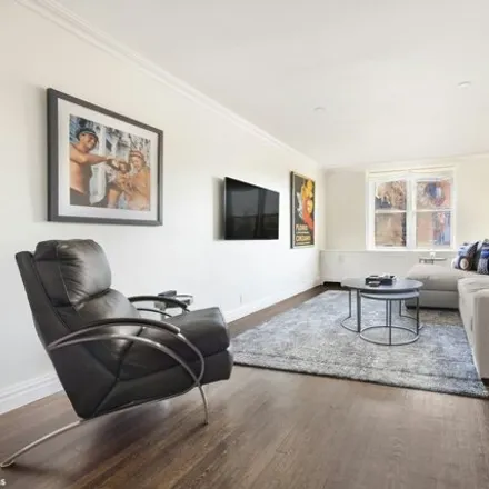 Buy this studio apartment on 100 Bank Street in New York, NY 10014