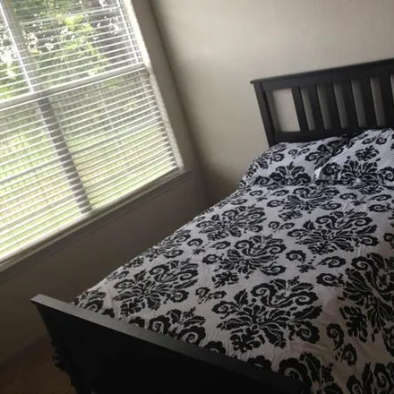Rent this 1 bed house on East Street Houston Texas