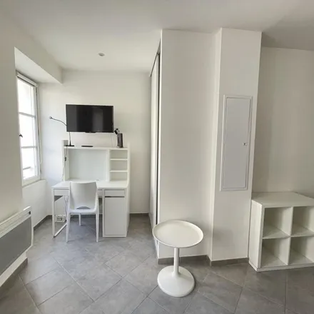 Image 5 - 15 Rue de la Loge, 13002 2e Arrondissement, France - Apartment for rent