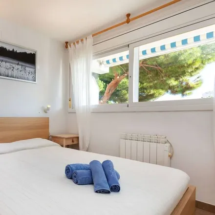 Rent this 2 bed apartment on 17250 Castell d'Aro in Platja d'Aro i s'Agaró, Spain