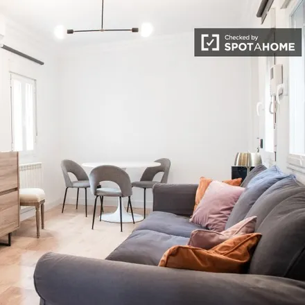 Rent this 2 bed apartment on Madrid in 100 Montaditos, Glorieta del Puente de Segovia