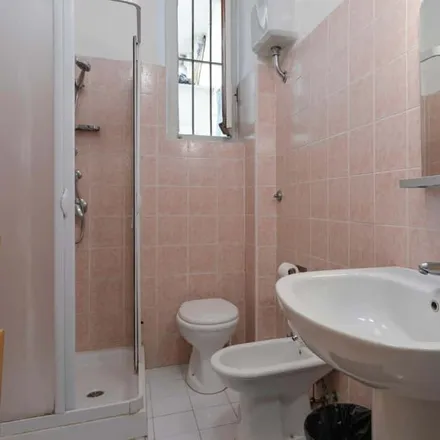 Image 3 - Via Alessandria, 00198 Rome RM, Italy - Room for rent