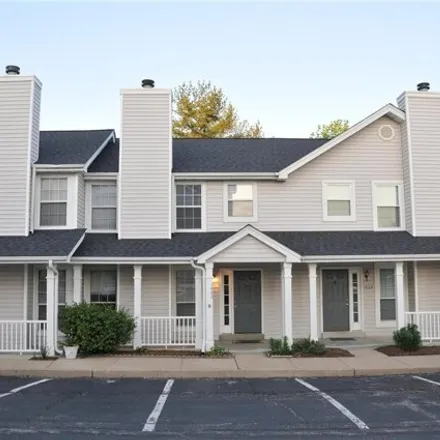 Buy this 3 bed townhouse on 1410 Whispering Creek Drive in Saint Louis County, MO 63021