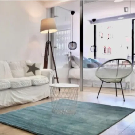 Rent this 2 bed apartment on Carrer de Gabriel Ferrater in 08001 Barcelona, Spain
