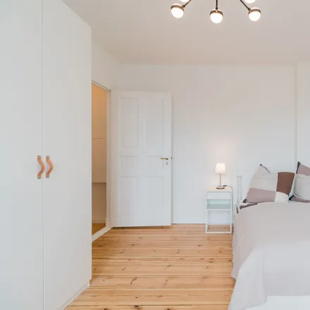 Rent this 1 bed apartment on Die Hoffotografen in Lychener Straße 73, 10437 Berlin