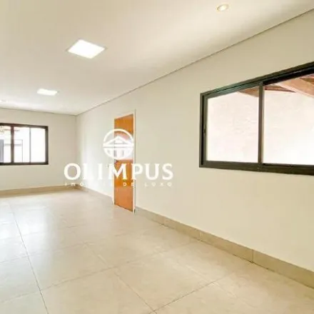 Buy this 5 bed house on Rua das Juritis in Cidade Jardim, Uberlândia - MG