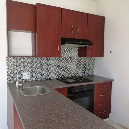 Rent this 1 bed apartment on Eeufees Road in Bayswater, Bloemfontein