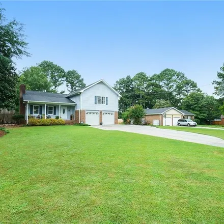 Image 3 - 2913 Brooks Drive, Snellville, GA 30078, USA - House for sale