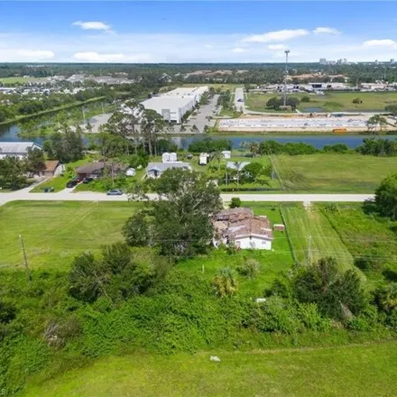 Image 7 - 1299 Hibiscus Drive, Cape Coral, FL 33909, USA - House for sale