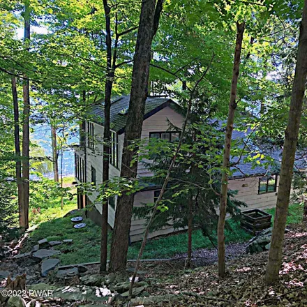 Buy this 3 bed house on 64 Knollwood Road in Paupack Township, PA 18436