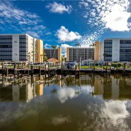 Image 6 - Royal Pelican Condos, Fort Myers Beach, Lee County, FL, USA - Townhouse for sale