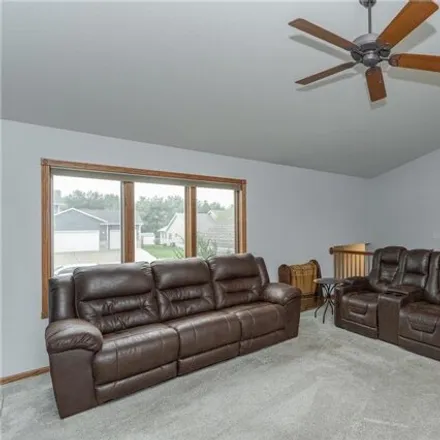 Image 5 - 1290 5th Street Northwest, Dodge Center, Dodge County, MN 55927, USA - House for sale