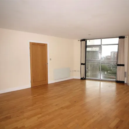Image 5 - Altolusso, Bute Terrace, Cardiff, CF10 2FL, United Kingdom - Apartment for rent