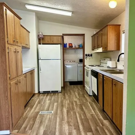Image 7 - Northwest Porth Avenue, Lincoln City, OR 97364, USA - Apartment for sale