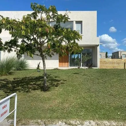 Buy this 3 bed house on unnamed road in Partido del Pilar, 1627 Zelaya