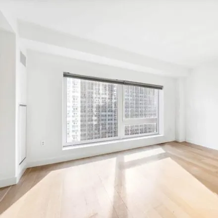 Image 4 - Flatotel, 137 West 52nd Street, New York, NY 10019, USA - Condo for rent