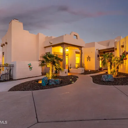Image 2 - 15943 East Lost Hills Drive, Fountain Hills, AZ 85268, USA - House for sale