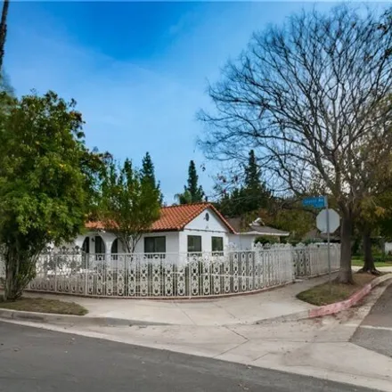 Image 2 - 9566 Geyser Avenue, Los Angeles, CA 91324, USA - House for rent
