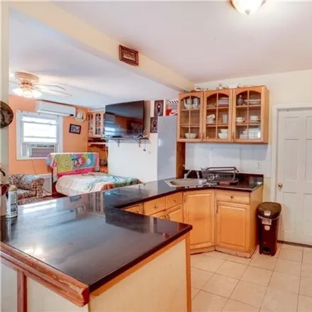 Image 7 - 42 South Washington Street, Village of Tarrytown, NY 10591, USA - House for sale