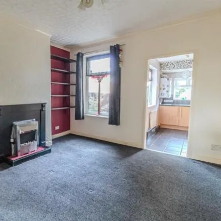 Image 4 - Arthur Street, Netherfield, NG4 2HP, United Kingdom - Townhouse for sale