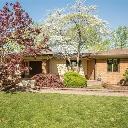 Image 2 - 171 Ladue Oaks Drive, Creve Coeur, MO 63141, USA - House for sale