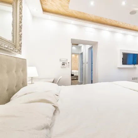 Buy this 1 bed apartment on Sportsko-rekreacijski centar Šalata in Stube Josipa Kalasancija Schlossera 2, 10000 City of Zagreb