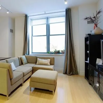 Rent this 2 bed condo on 110 Livingston in Schermerhorn Street, New York