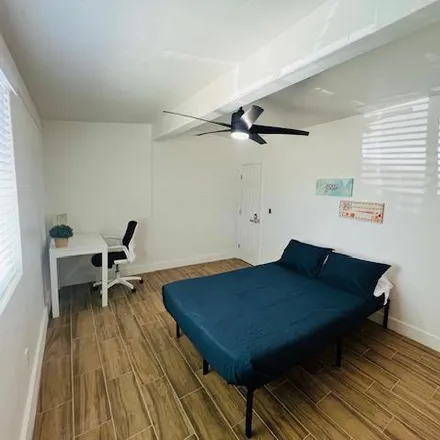 Rent this 1 bed room on Mesa