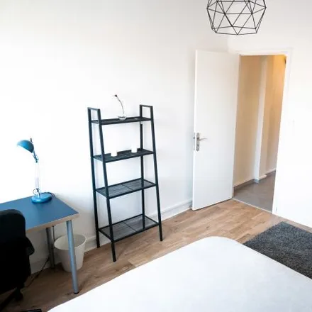 Image 3 - 8 Rue Lafon, 31000 Toulouse, France - Room for rent