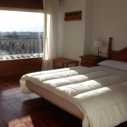 Rent this 3 bed apartment on 17520 Puigcerdà