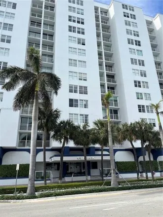 Buy this 1 bed condo on 6450 Collins Avenue in Miami Beach, FL 33141