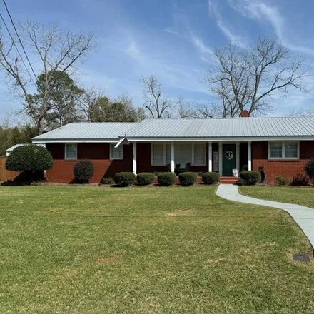 Buy this 4 bed house on 222 North Green Street in Doerun, Colquitt County