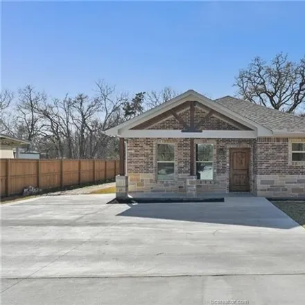Buy this 4 bed house on 4272 Old Hearne Road in Bryan, TX 77803