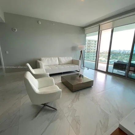 Image 2 - Collins Avenue, Bal Harbour Village, Miami-Dade County, FL 33154, USA - Apartment for rent