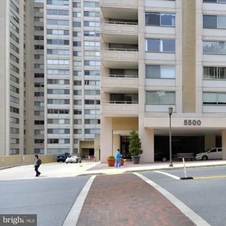 Image 4 - The Willoughby of Chevy Chase Condominium, North Building, 5500 Friendship Boulevard, Friendship Heights Village, Montgomery County, MD 20815, USA - Condo for sale