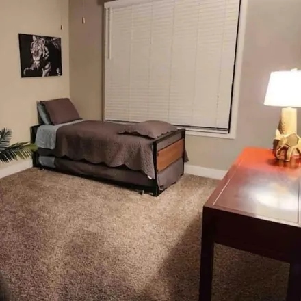 Rent this 2 bed apartment on Fort Worth