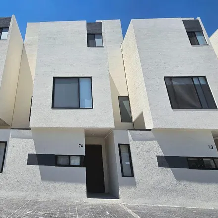 Buy this studio house on unnamed road in 76240 La Cañada, QUE