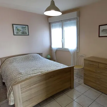 Rent this 1 bed apartment on 85160 Saint-Jean-de-Monts