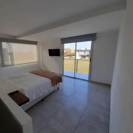 Buy this 6 bed house on Almacén in Victorino de la Plaza, Partido de Mar Chiquita